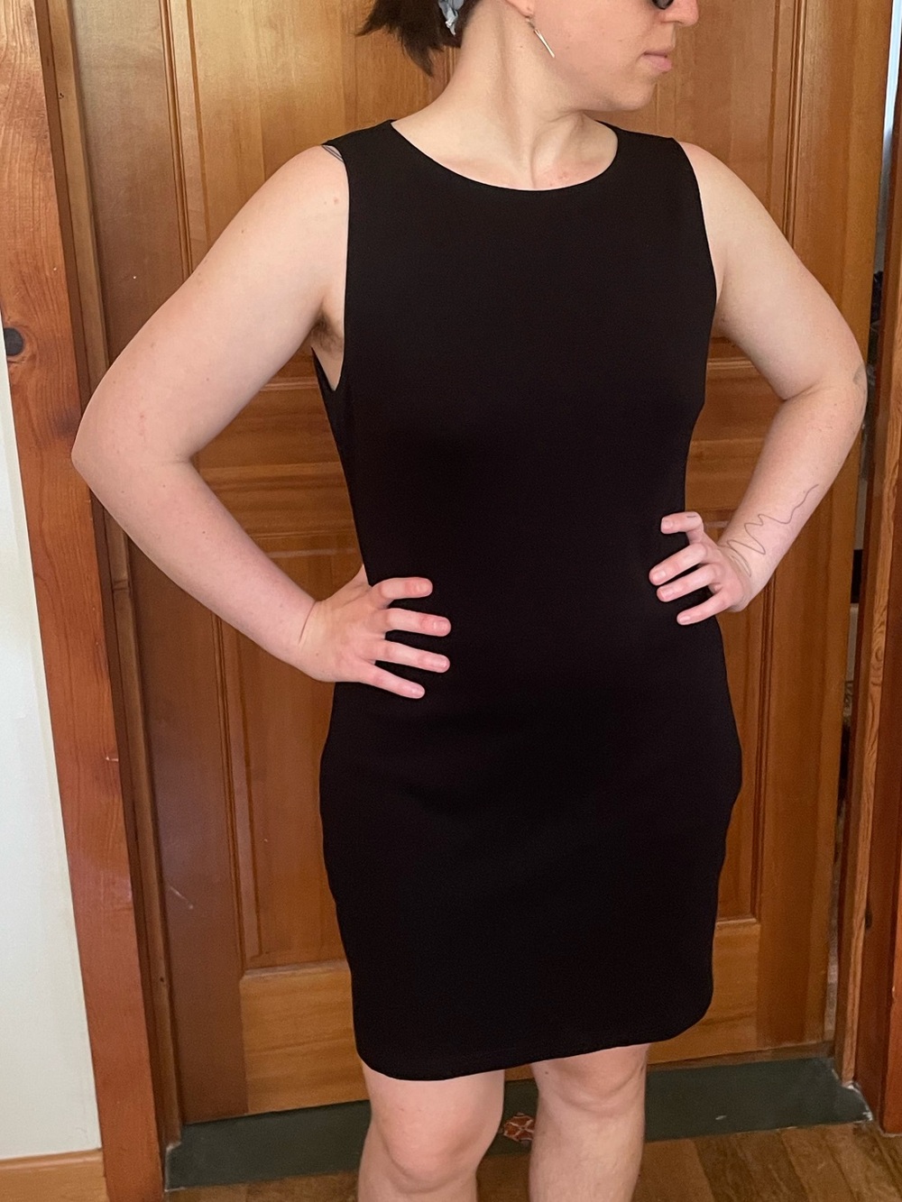Classic Sleeveless Black Sheath Dress